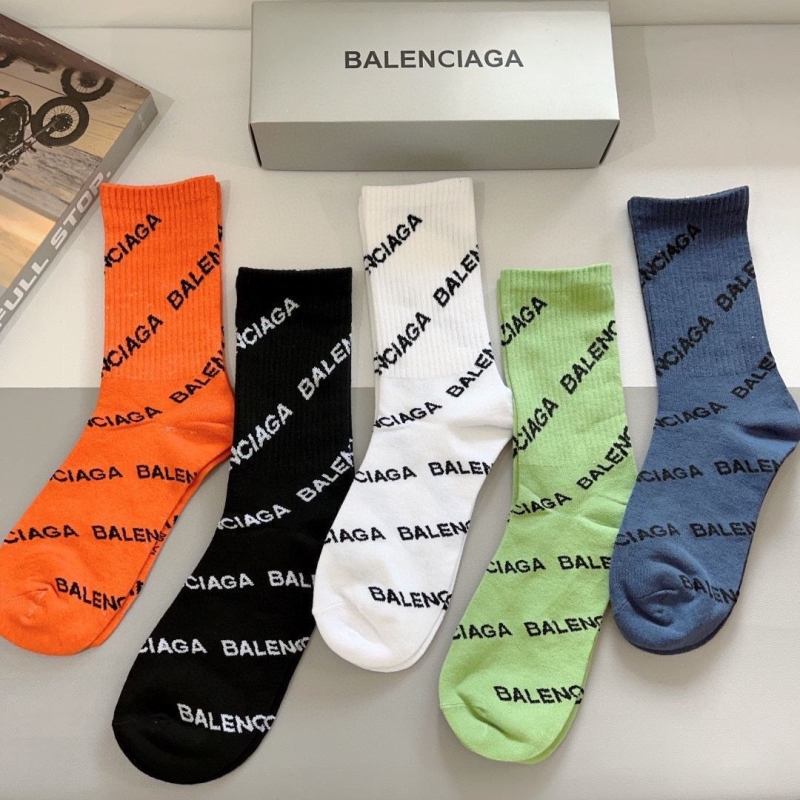 BALENCIAGA